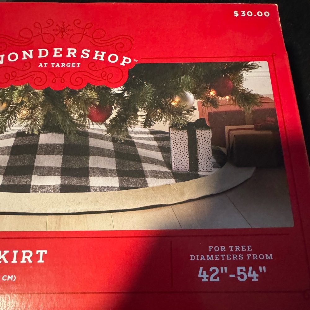 🎉NEW LISTING🎉 Wondershop Classic Black and White Checkered Tree Skirt - Picture 2 of 6